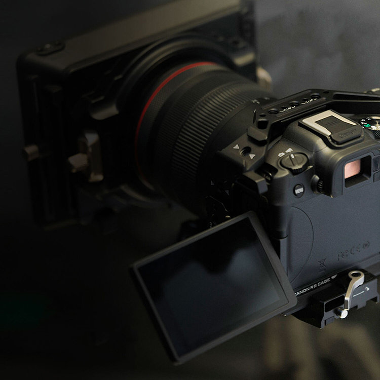 Клетка Tilta Lightweight Kit для Canon R8 Чёрная Клетка Tilta Lightweight Kit для Canon R8 Чёрная