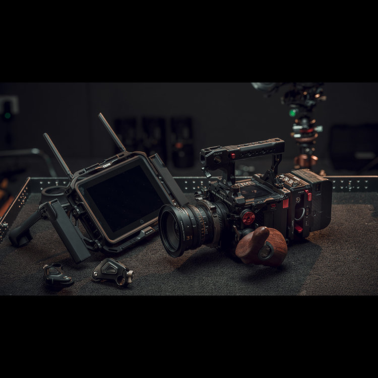 Клетка Tilta Pro Kit для RED KOMODO-X Чёрная Клетка Tilta Pro Kit для RED KOMODO-X Чёрная