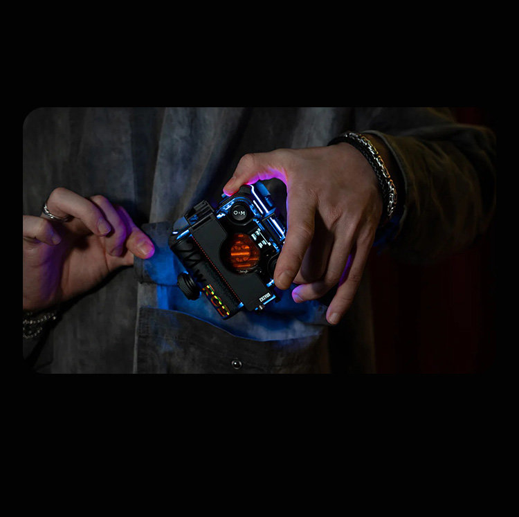 Осветитель Zhiyun FIVERAY M20 Combo Осветитель Zhiyun FIVERAY M20 Combo