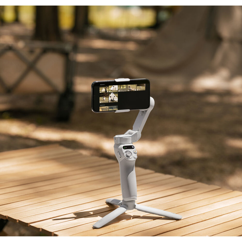 Стабилизатор DJI Osmo Mobile SE Standard Version Стабилизатор DJI Osmo Mobile SE Standard Version