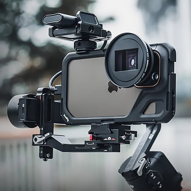 Клетка SmallRig 4393 Video Kit (Single Handheld) для iPhone 15 Pro Max Клетка SmallRig 4393 Video Kit (Single Handheld) для iPhone 15 Pro Max