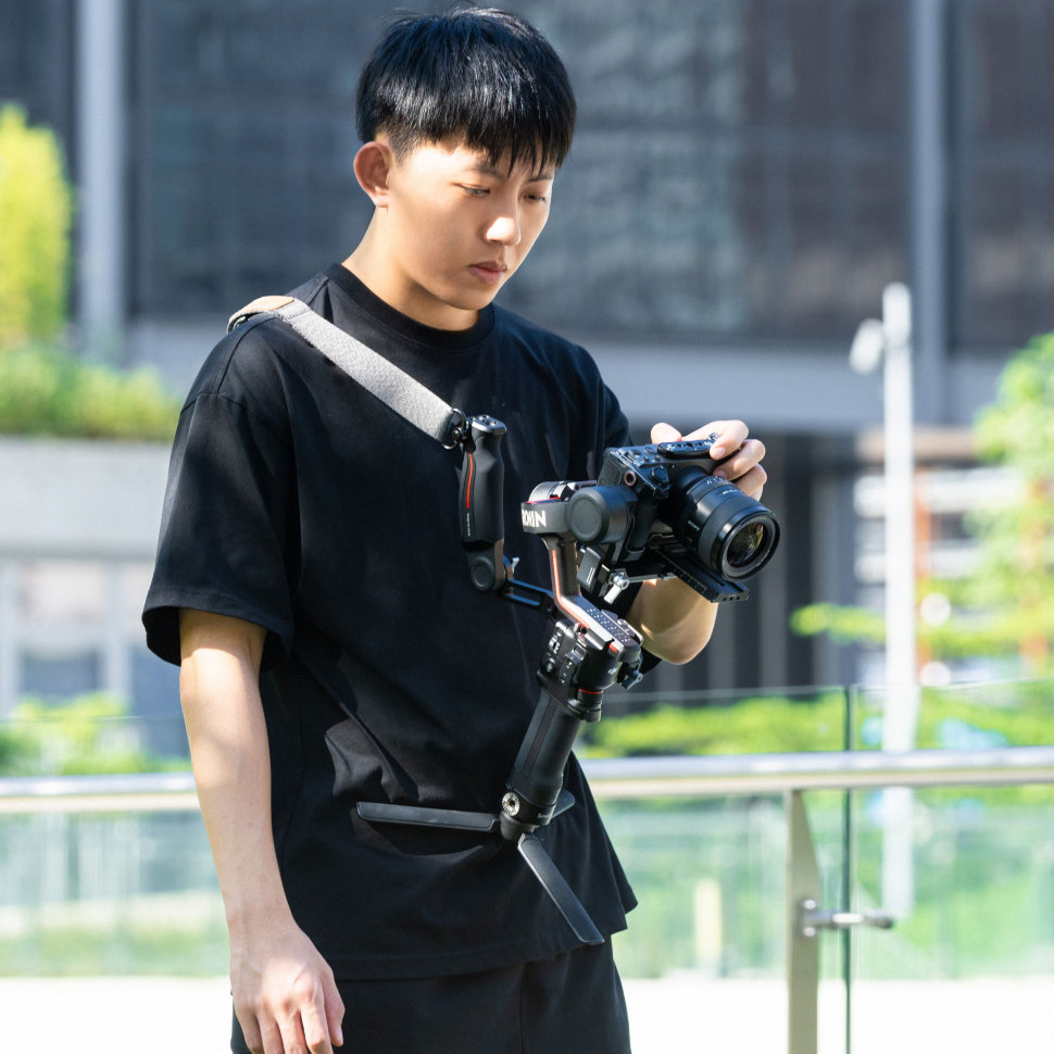 Плечевой ремень с рукояткой SmallRig 4383 Weight-Reducing Sling Handgrip для DJI RS3/RS3Pro/RS2 Плечевой ремень с рукояткой SmallRig 4383 Weight-Reducing Sling Handgrip для DJI RS3/RS3Pro/RS2