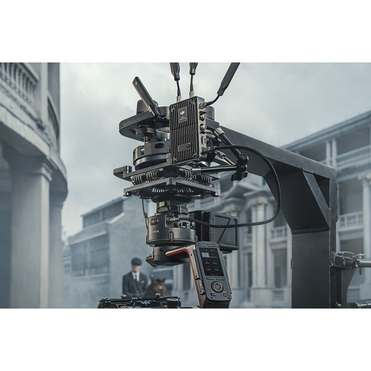 Видеосендер DJI Transmission (Standard Combo) Видеосендер DJI Transmission (Standard Combo)