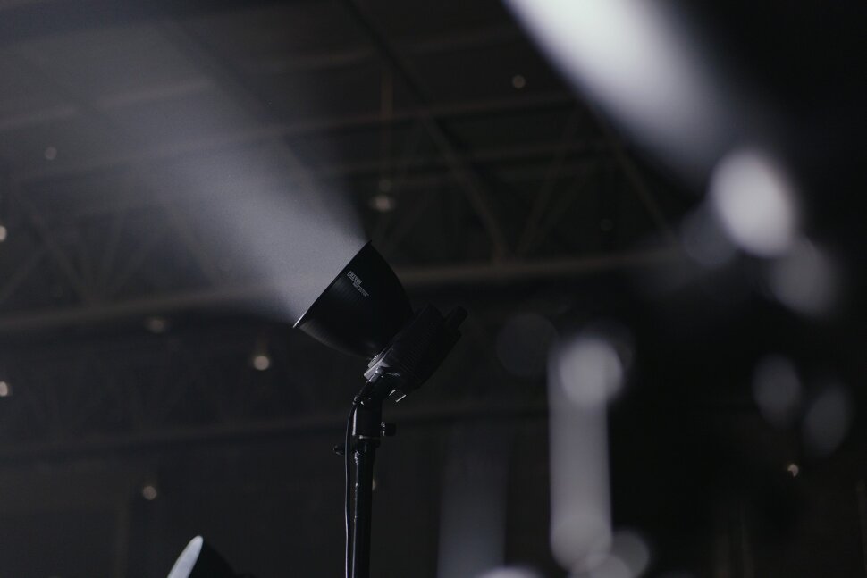 Осветитель Zhiyun MOLUS G300 Осветитель Zhiyun MOLUS G300