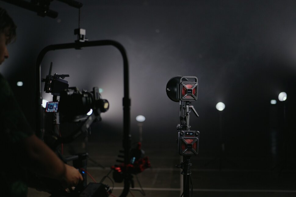 Осветитель Zhiyun MOLUS G300 Осветитель Zhiyun MOLUS G300