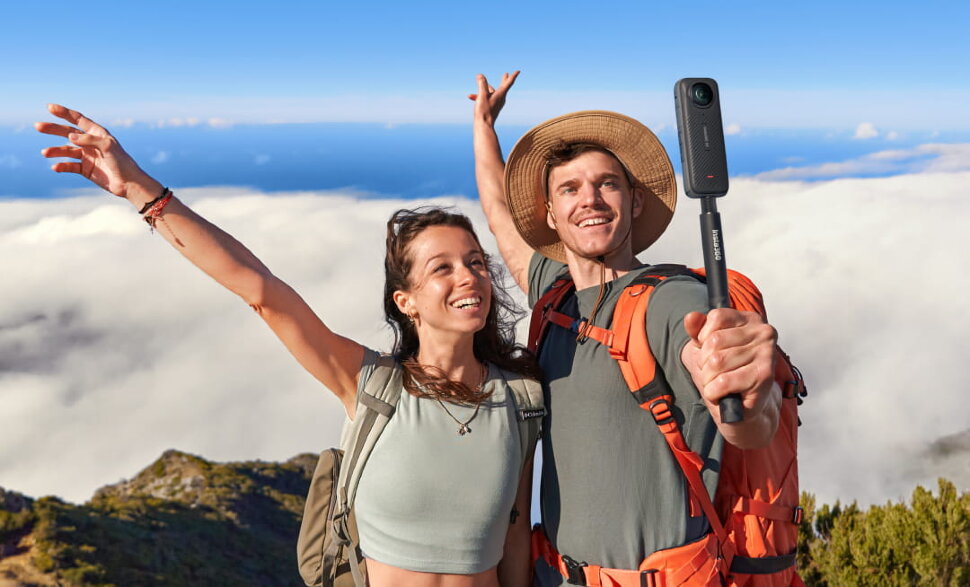 Панорамная экшн-камера Insta360 One X4 Панорамная экшн-камера Insta360 One X4