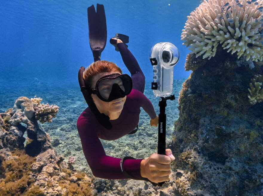 Панорамная экшн-камера Insta360 One X4 Панорамная экшн-камера Insta360 One X4