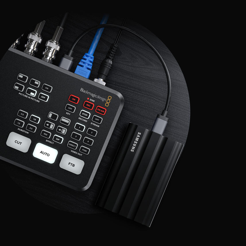 Видеомикшер Blackmagic ATEM SDI Extreme ISO Switcher Видеомикшер Blackmagic ATEM SDI Extreme ISO Switcher