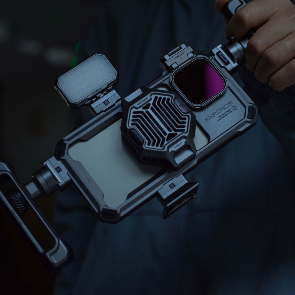 Чехол Tilta Khronos Lightweight Kit для iPhone 15 Pro Max Серый Чехол Tilta Khronos Lightweight Kit для iPhone 15 Pro Max Серый