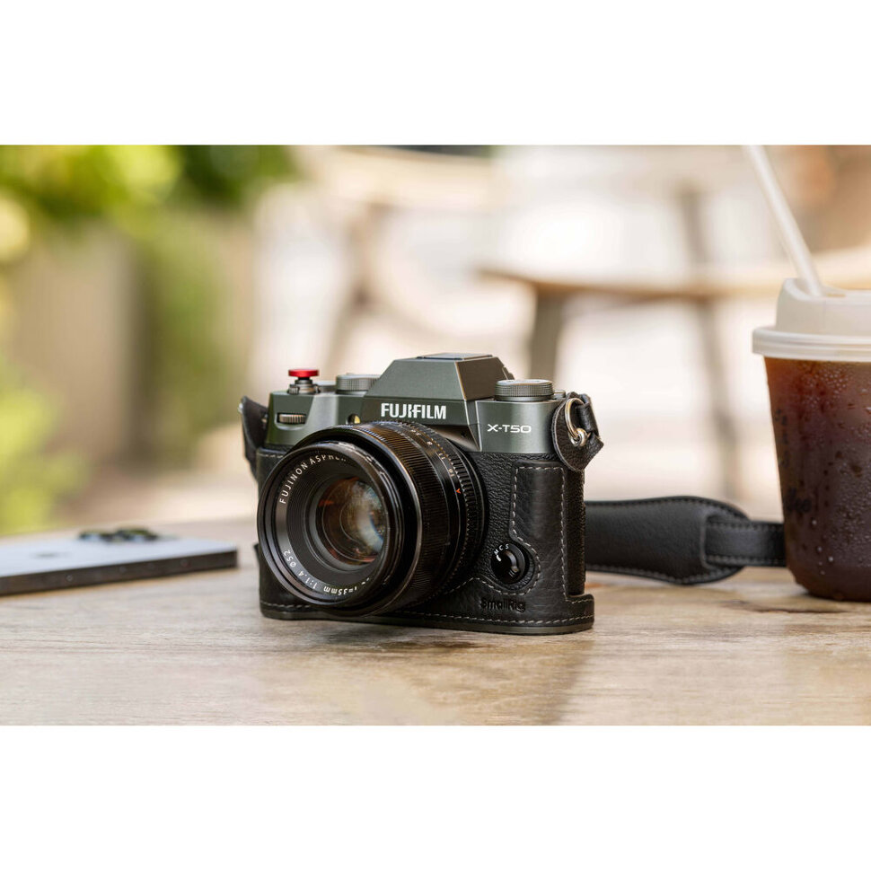 Чехол SmallRig Leather Half Case Kit для Fujifilm X-T50 Чёрный Чехол SmallRig Leather Half Case Kit для Fujifilm X-T50 Чёрный