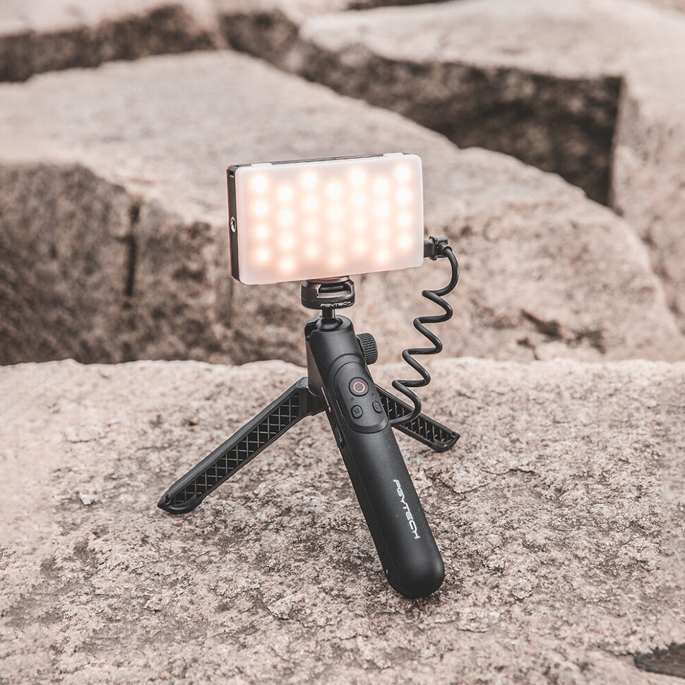 Штатив - монопод PGYTECH CapLock MantisPod Power для Insta360 Штатив - монопод PGYTECH CapLock MantisPod Power для Insta360