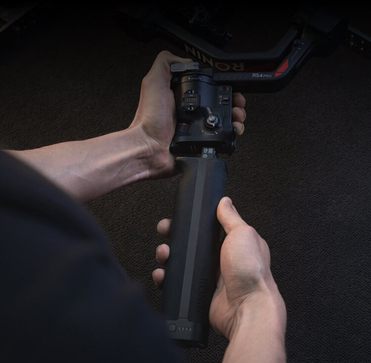 Стабилизатор DJI RS 4 Pro Стабилизатор DJI RS 4 Pro