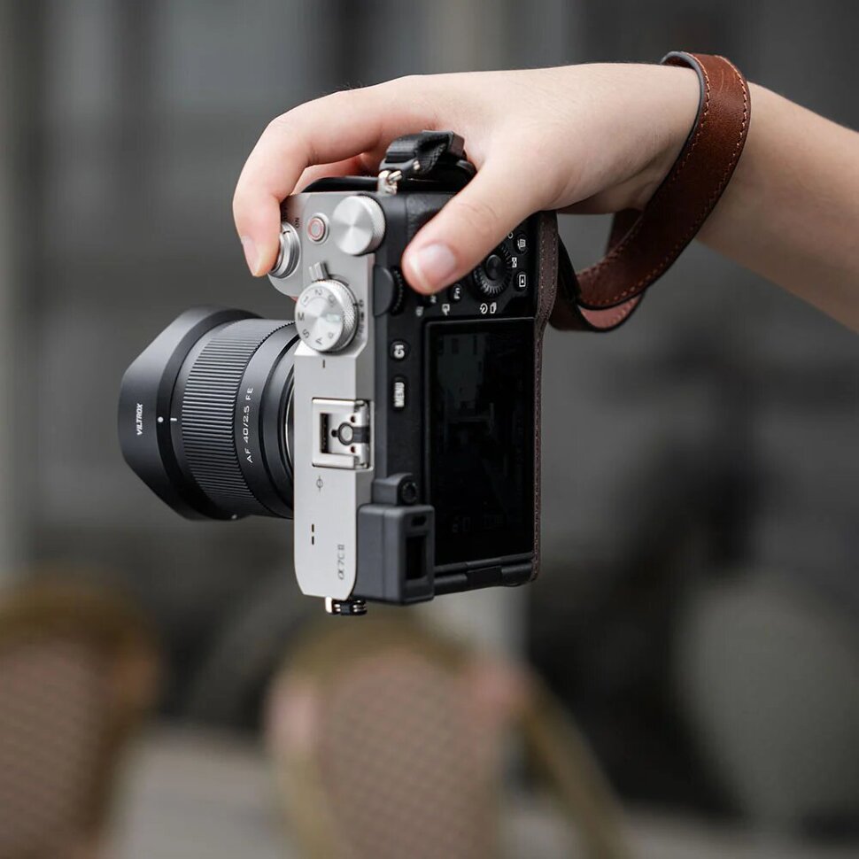 Объектив Viltrox Air AF 40mm F2.5 E-mount Объектив Viltrox Air AF 40mm F2.5 E-mount