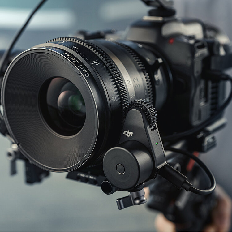 Мотор DJI RS Focus Motor (2022) Мотор DJI RS Focus Motor (2022)