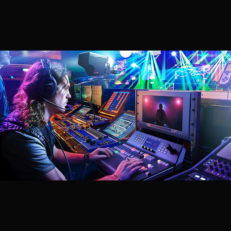 Видеомикшер Blackmagic ATEM Television Studio 4K8 Видеомикшер Blackmagic ATEM Television Studio 4K8