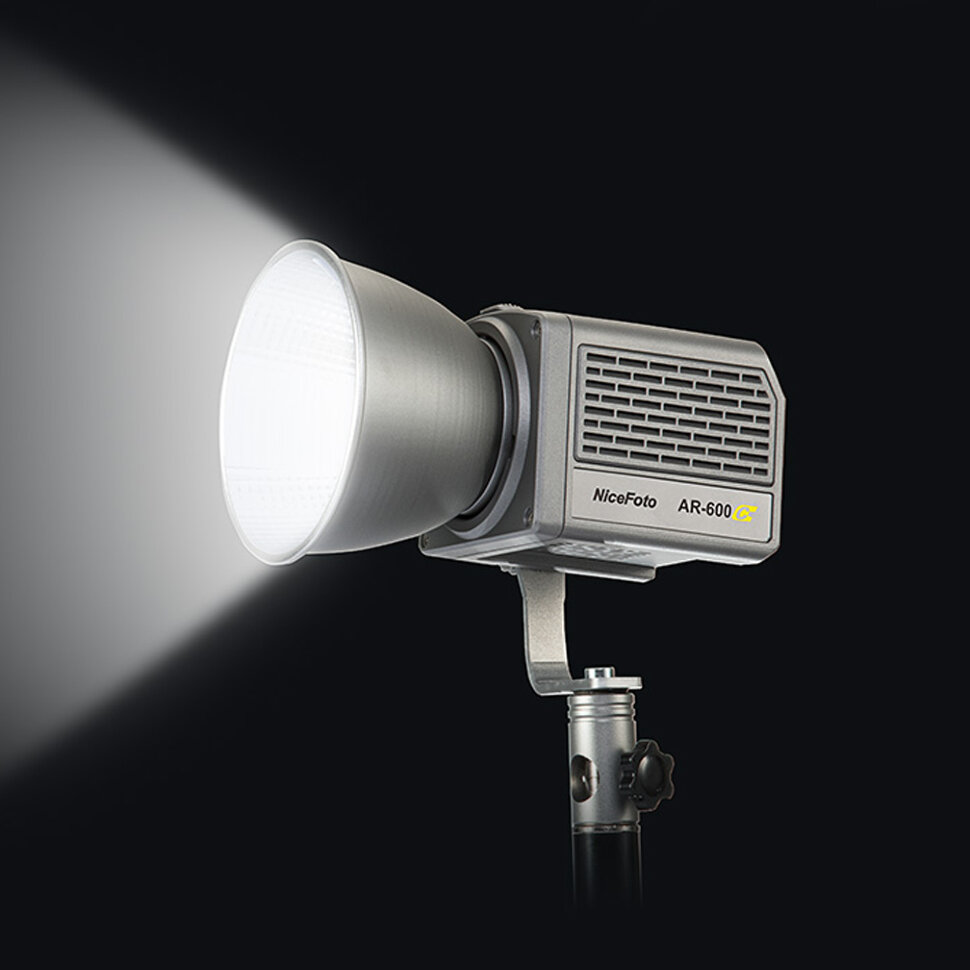 Осветитель NiceFoto AR-600A Осветитель NiceFoto AR-600A