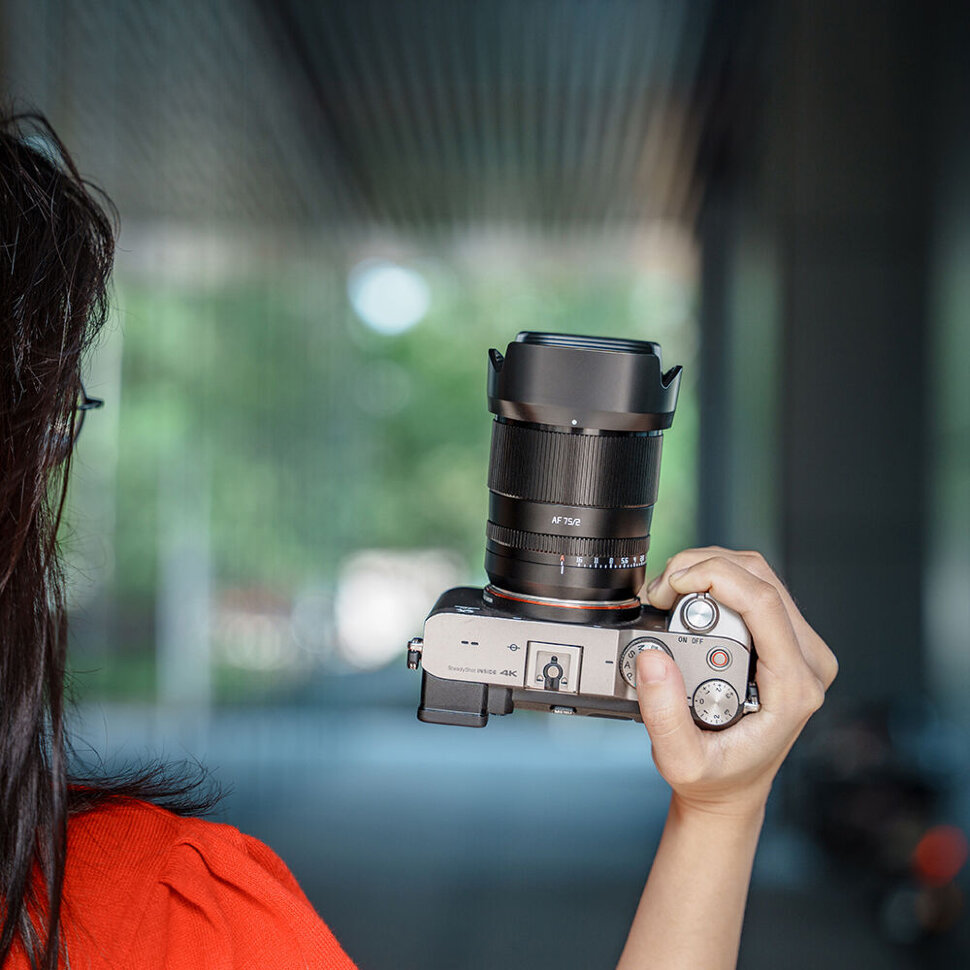 Объектив TTartisan AF 75mm F2 E-mount Объектив TTartisan AF 75mm F2 E-mount