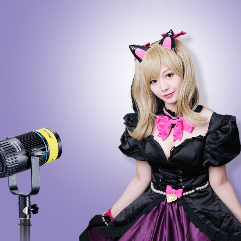 Осветитель NiceFoto BJ-150CZ RGB Zoom Осветитель NiceFoto BJ-150CZ RGB Zoom