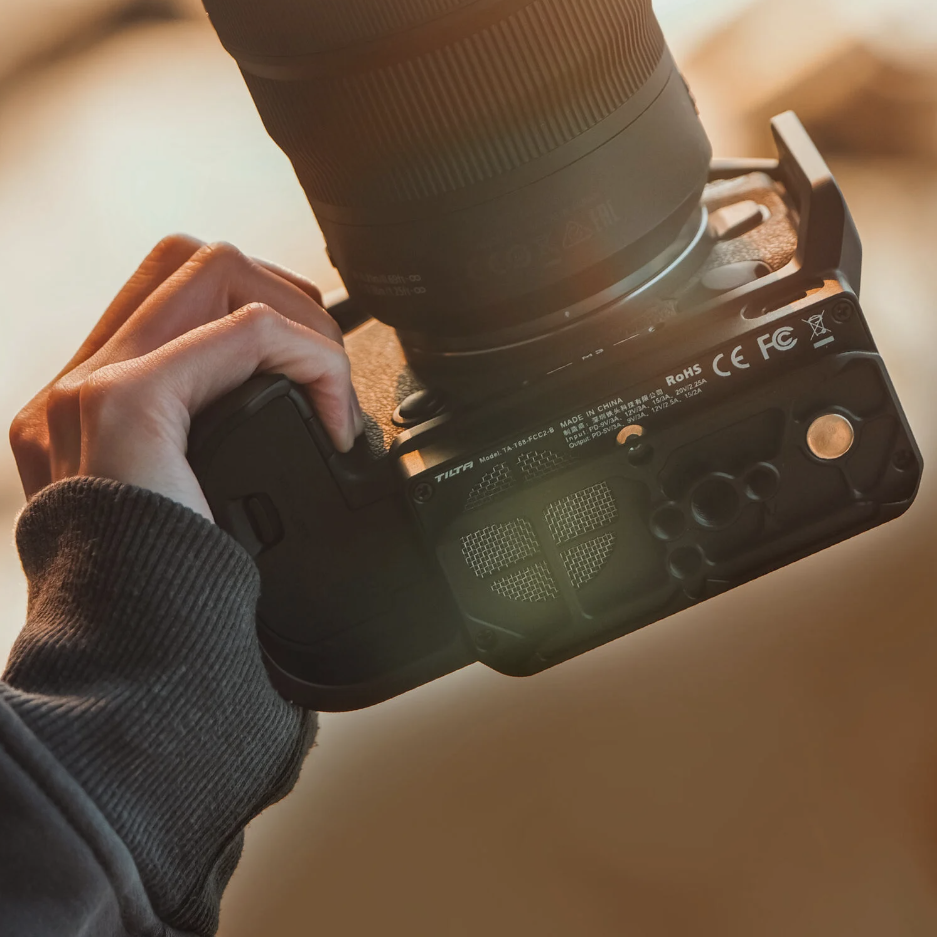 Клетка Tilta Advanced Kit для Canon R5 Mark II Чёрная Клетка Tilta Advanced Kit для Canon R5 Mark II Чёрная