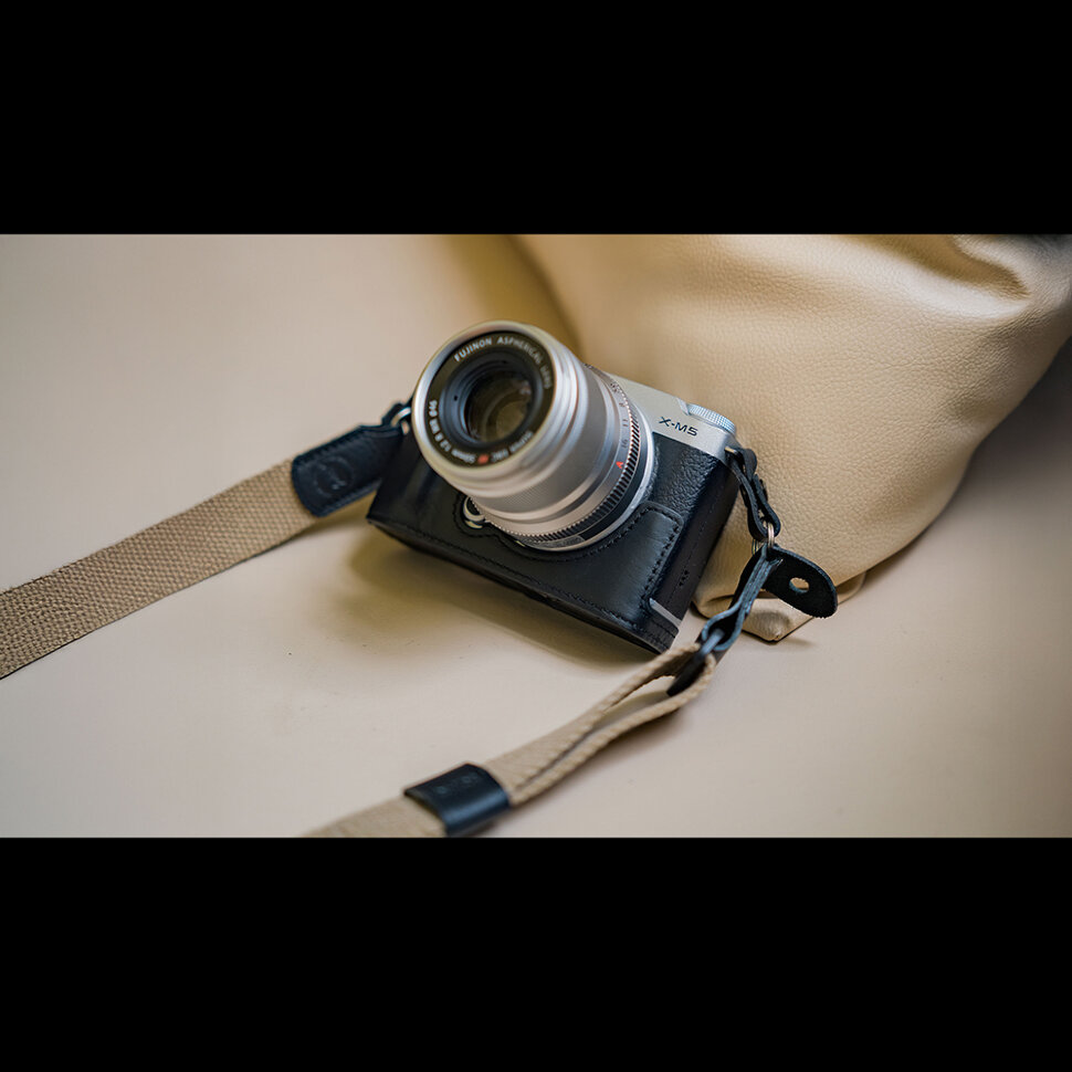 Чехол Tilta Leather Camera Case для Fujifilm X-M5 Чёрный Чехол Tilta Leather Camera Case для Fujifilm X-M5 Чёрный