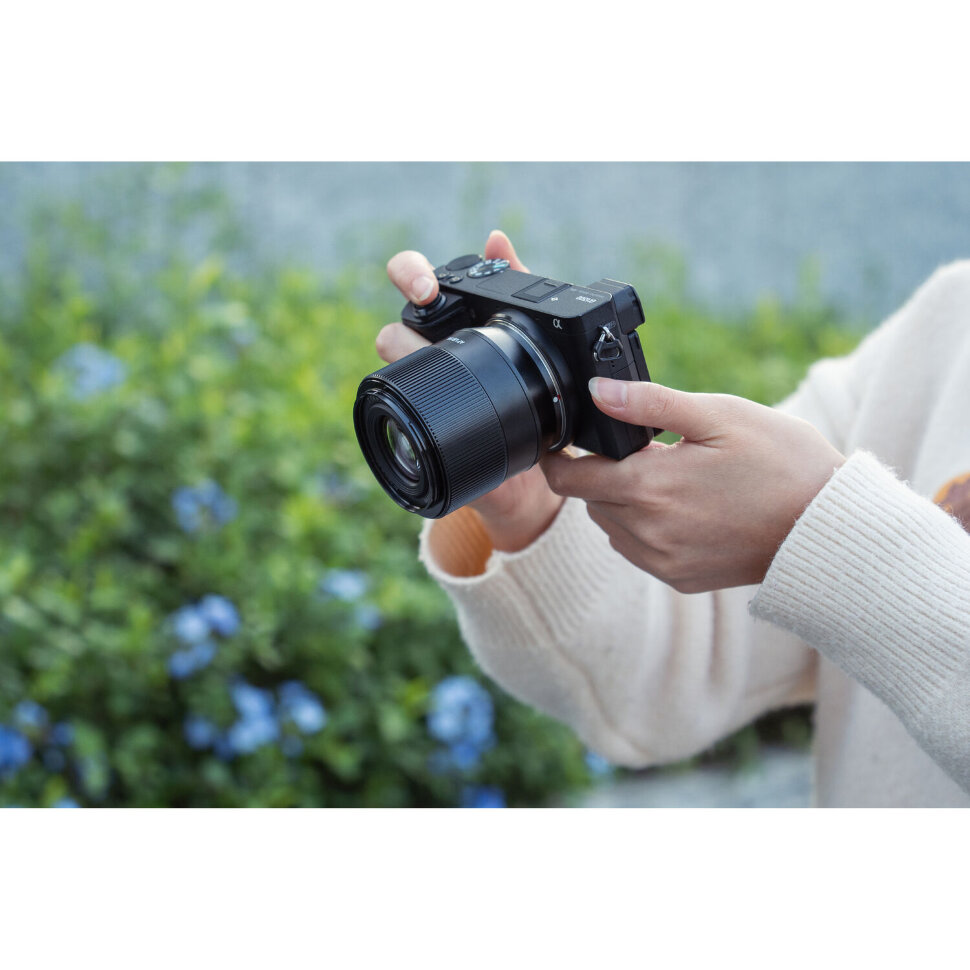 Объектив TTartisan AF 56mm F1.8 E-mount Чёрный Объектив TTartisan AF 56mm F1.8 E-mount Чёрный