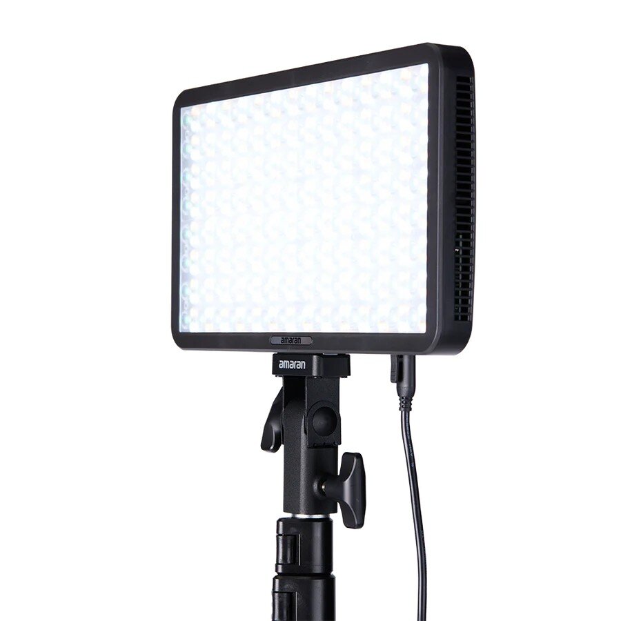 Осветитель amaran Pano 60c Kit Чёрный Осветитель amaran Pano 60c Kit Чёрный