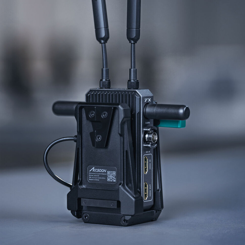 Адаптер аккумулятора Accsoon V-lock Adapter для CineView Master 4K/CineView 2 SDI Адаптер аккумулятора Accsoon V-lock Adapter для CineView Master 4K/CineView 2 SDI