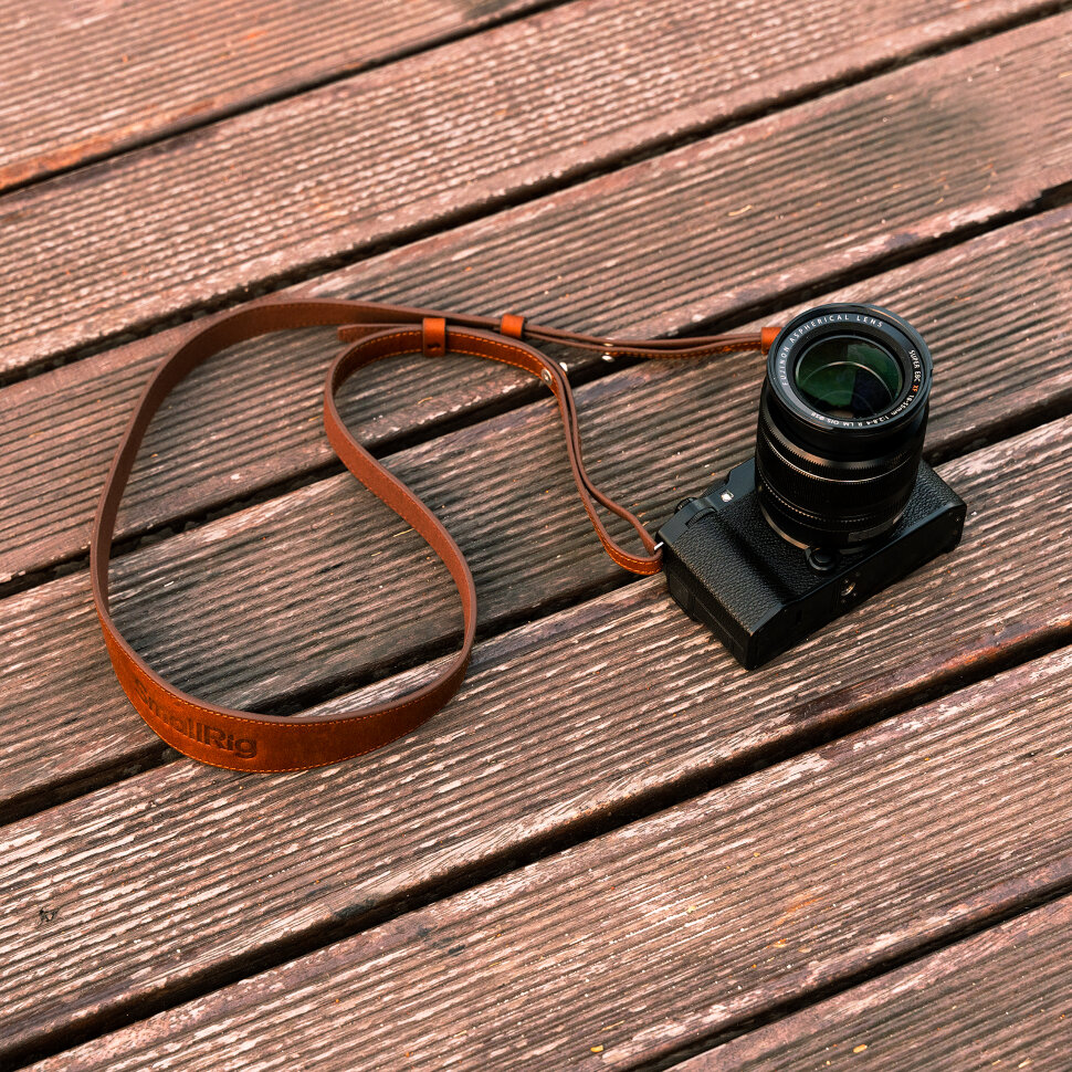 Шейный ремень SmallRig 5209 Universal Leather Strap Коричневый Шейный ремень SmallRig 5209 Universal Leather Strap Коричневый