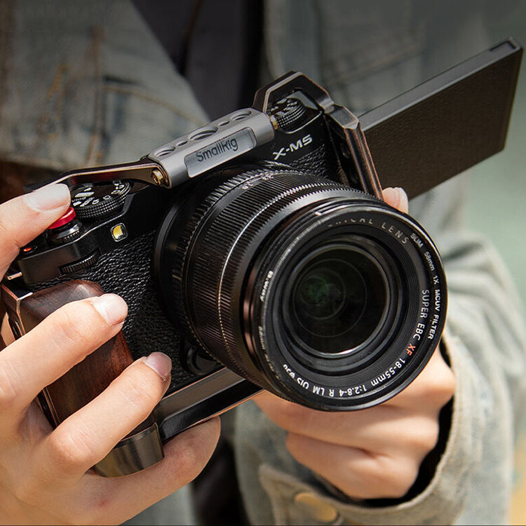 Клетка SmallRig 4892 Retro для Fujifilm X-M5 Клетка SmallRig 4892 Retro для Fujifilm X-M5