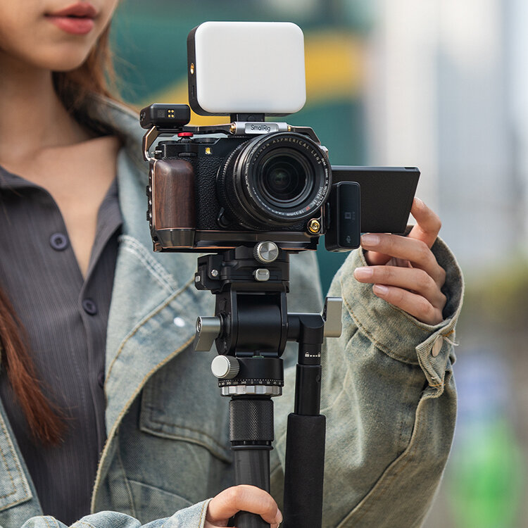 Клетка SmallRig 4892 Retro для Fujifilm X-M5 Клетка SmallRig 4892 Retro для Fujifilm X-M5