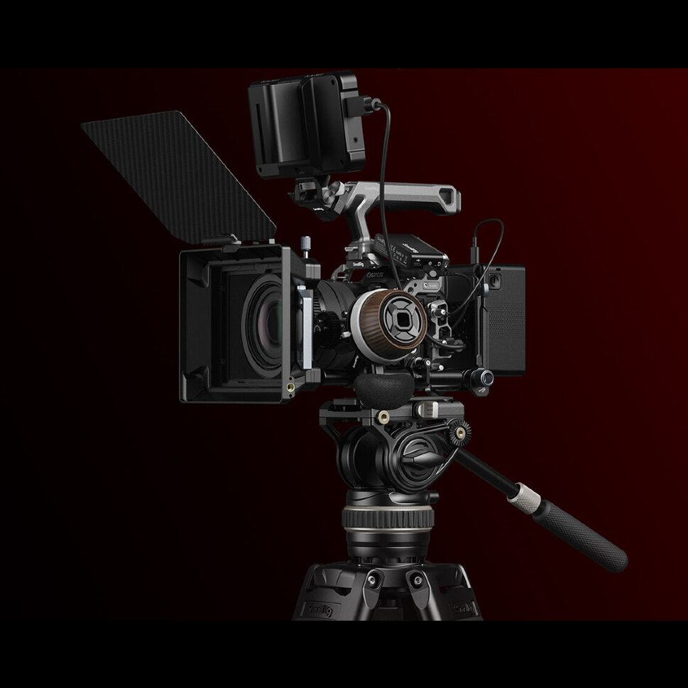 Клетка SmallRig 4975 "Black Mamba" для Canon R5 Mark II Клетка SmallRig 4975 "Black Mamba" для Canon R5 Mark II