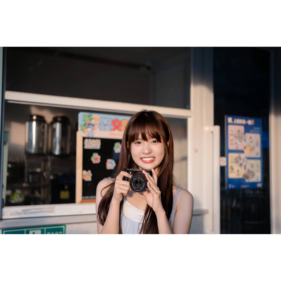 Объектив Viltrox Air AF 35mm F1.7 X-mount Объектив Viltrox Air AF 35mm F1.7 X-mount