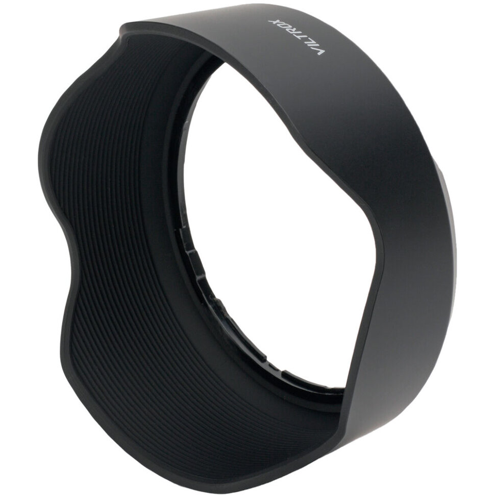 Объектив Viltrox AF 35mm F1.2 LAB FF E-mount Объектив Viltrox AF 35mm F1.2 LAB FF E-mount