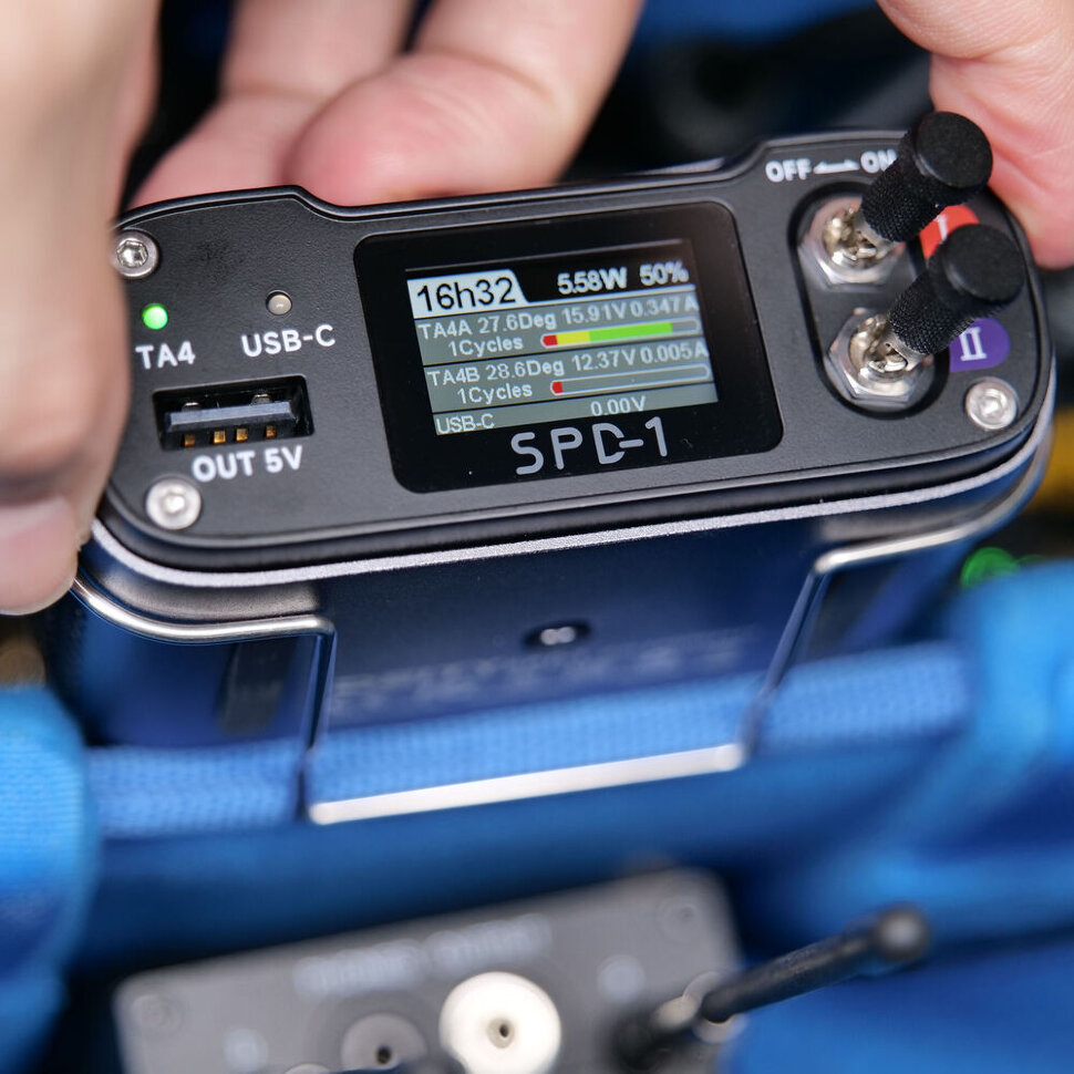 Система распределения питания Deity SPD-1 Smart Power Distributor Система распределения питания Deity SPD-1 Smart Power Distributor