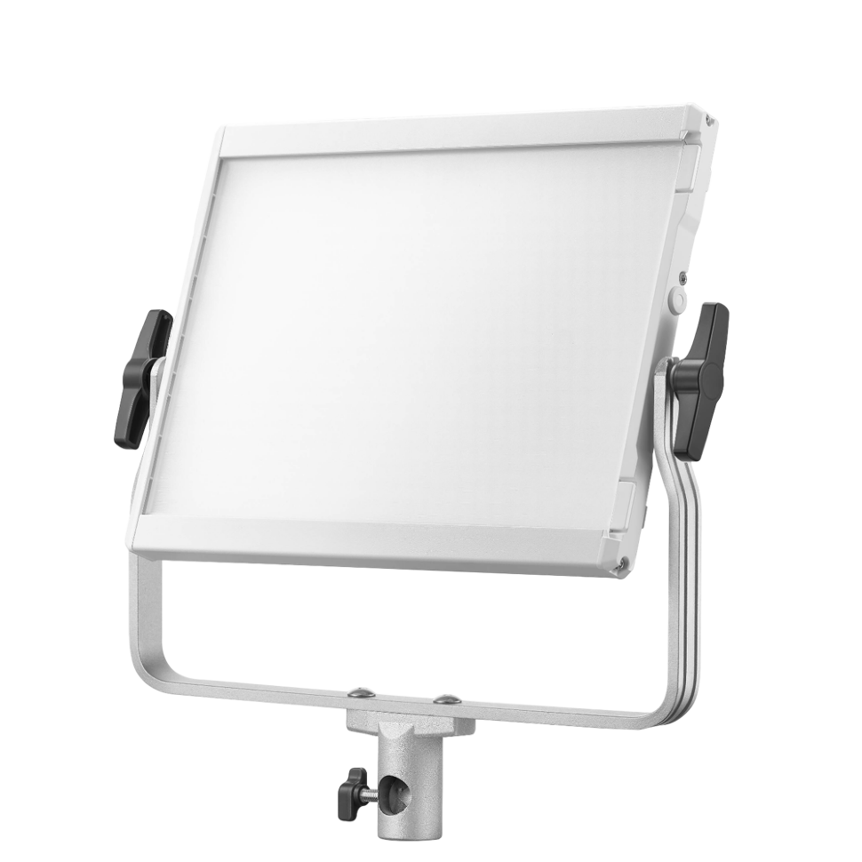 Осветитель Godox Litemons LP600Bi