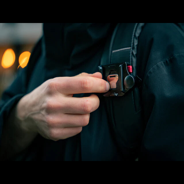 Быстросъёмное крепление на рюкзак Freewell Backpack Quick Release Сlamp Быстросъёмное крепление на рюкзак Freewell Backpack Quick Release Сlamp