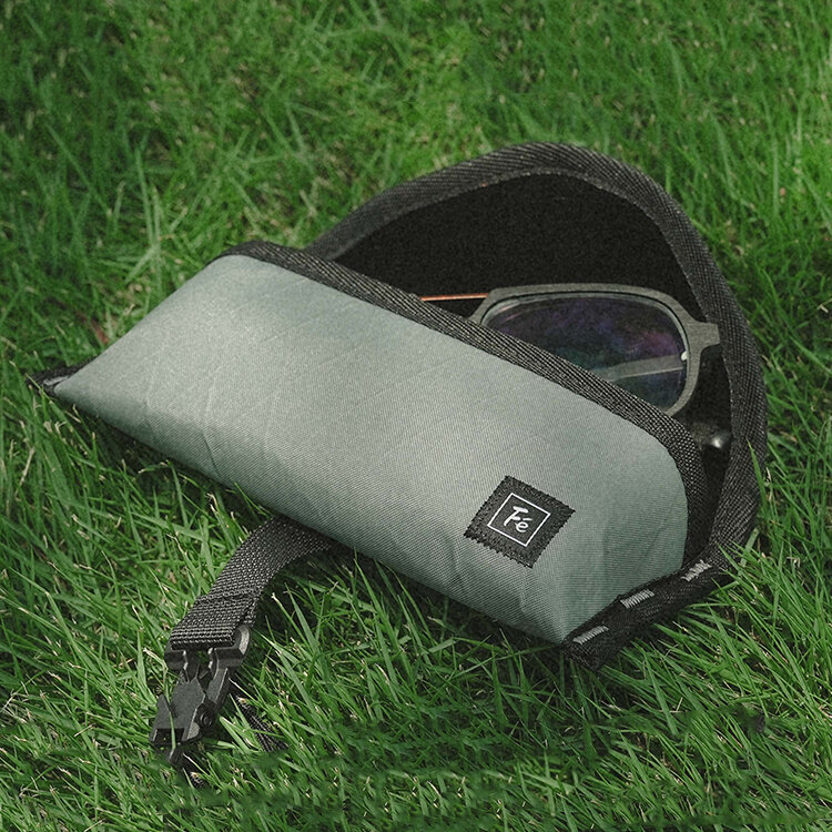 Чехол для очков Tilta Fe X-Pac Glasses Carrying Case Серый/Чёрный Чехол для очков Tilta Fe X-Pac Glasses Carrying Case Серый/Чёрный