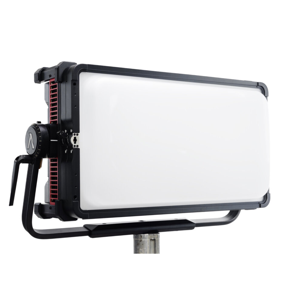 Осветитель Aputure NOVA II 2x1 Осветитель Aputure NOVA II 2x1