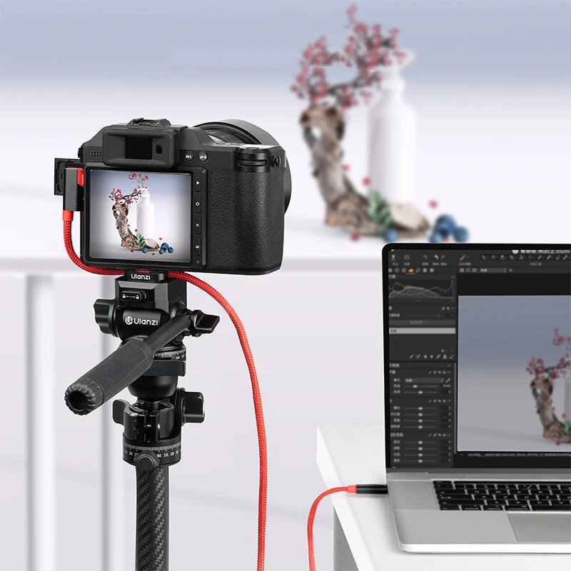 Быстросъёмная площадка Ulanzi UKA10 Uka с фиксатором кабеля Быстросъёмная площадка Ulanzi UKA10 Uka с фиксатором кабеля