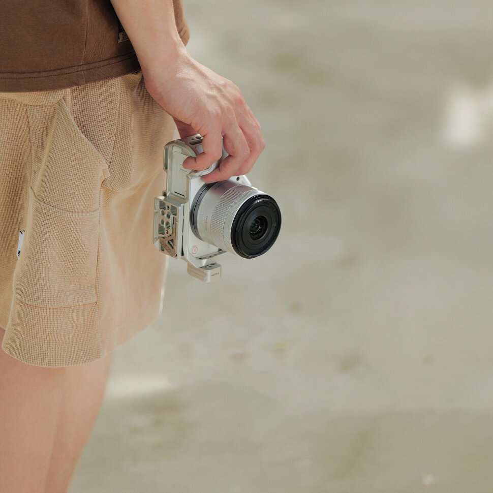 Клетка Tilta Base Kit для Canon R50 V Чёрная Клетка Tilta Base Kit для Canon R50 V Чёрная