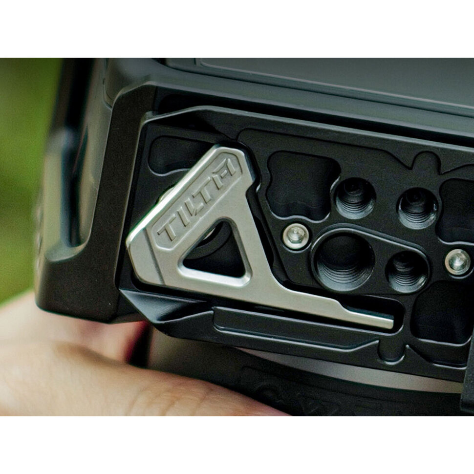 Клетка Tilta Base Kit для Canon R50 V Чёрная Клетка Tilta Base Kit для Canon R50 V Чёрная