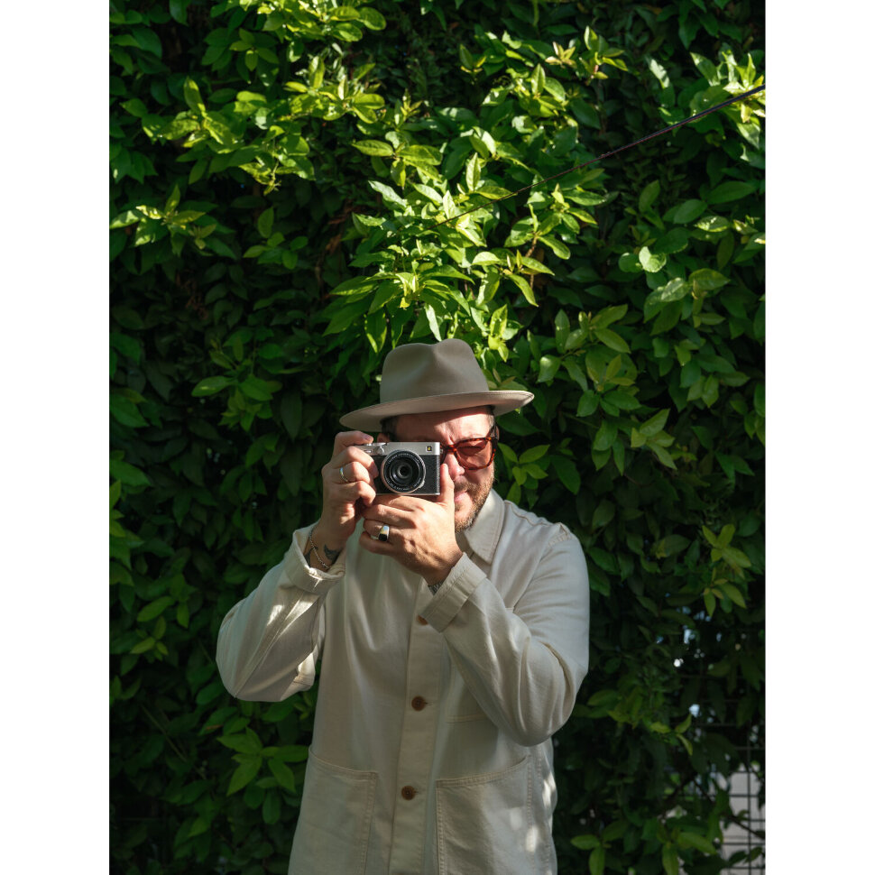 Беззеркальная камера Fujifilm X-E5 Body Серебро Беззеркальная камера Fujifilm X-E5 Body Серебро