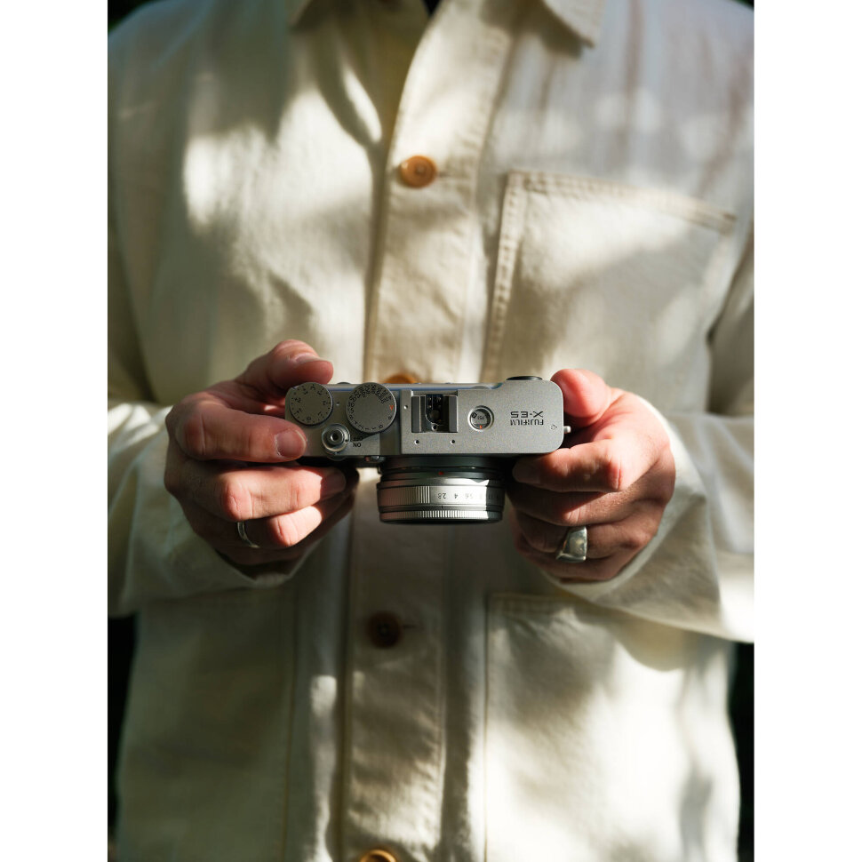 Беззеркальная камера Fujifilm X-E5 Body Серебро Беззеркальная камера Fujifilm X-E5 Body Серебро