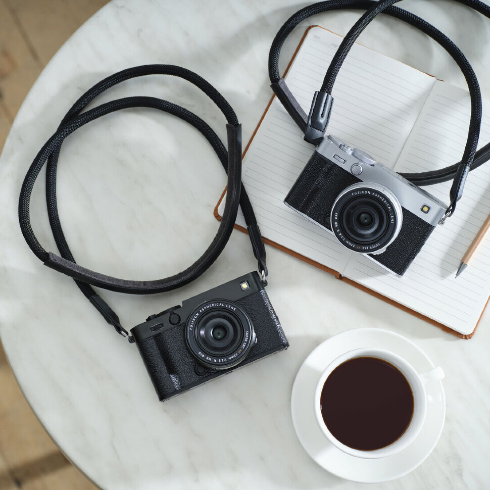 Беззеркальная камера Fujifilm X-E5 Body Серебро Беззеркальная камера Fujifilm X-E5 Body Серебро