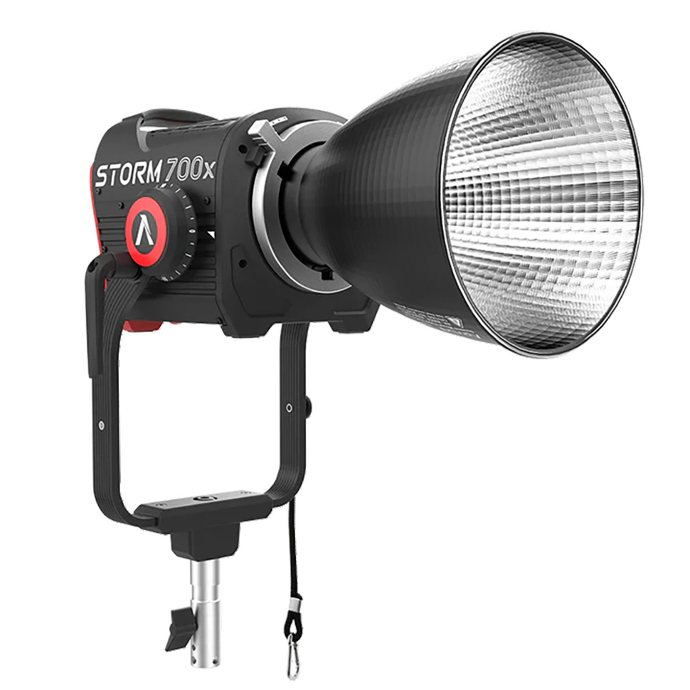 Осветитель Aputure STORM 700x