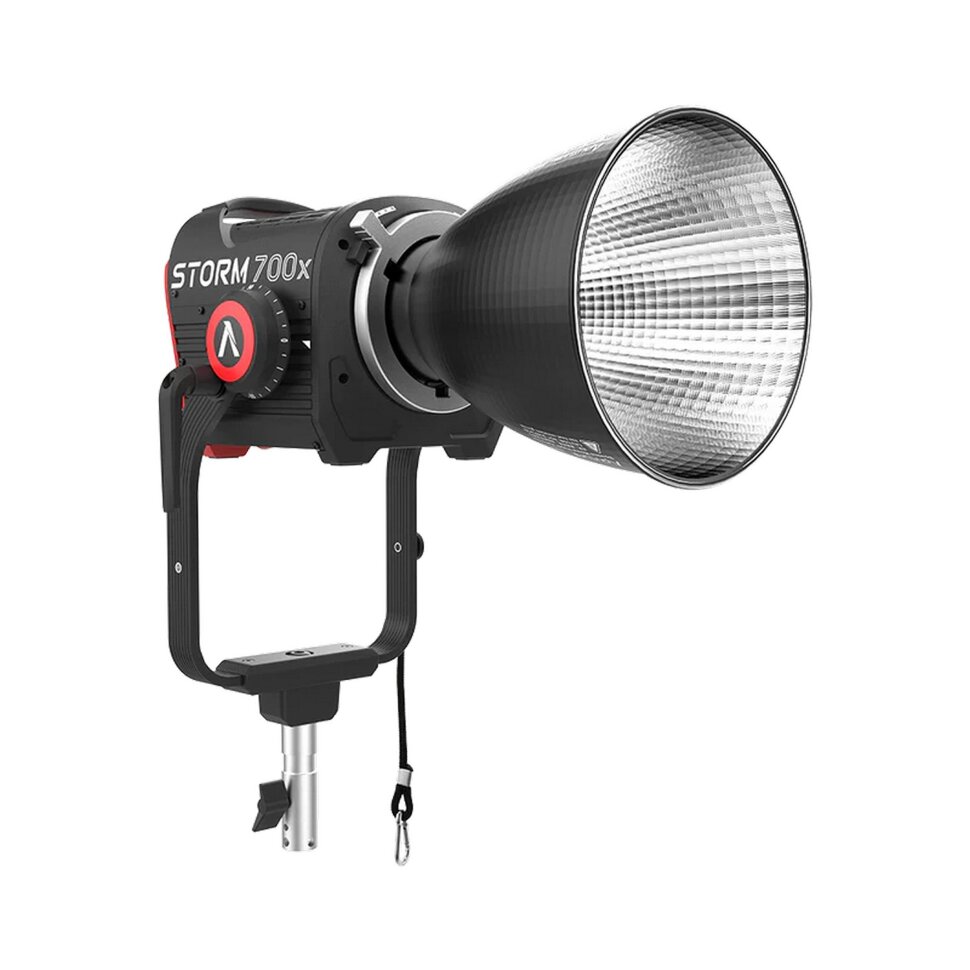 Осветитель Aputure STORM 700x Осветитель Aputure STORM 700x