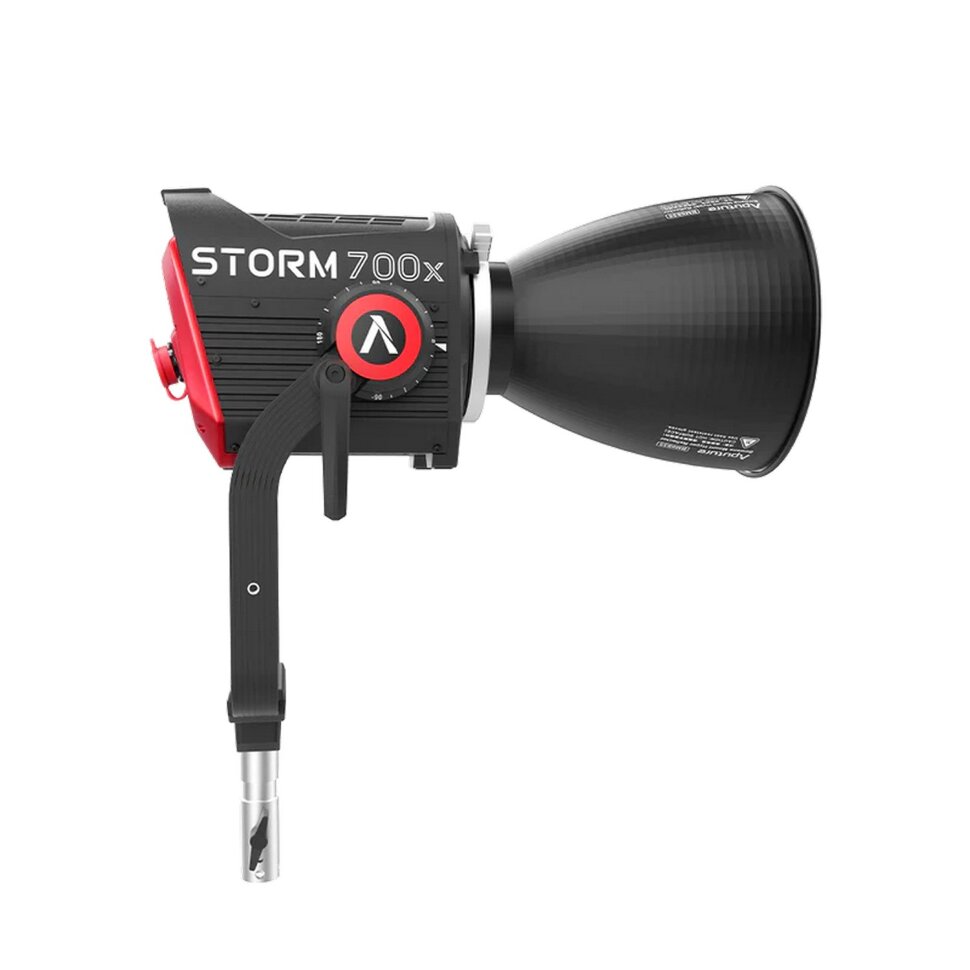 Осветитель Aputure STORM 700x Осветитель Aputure STORM 700x