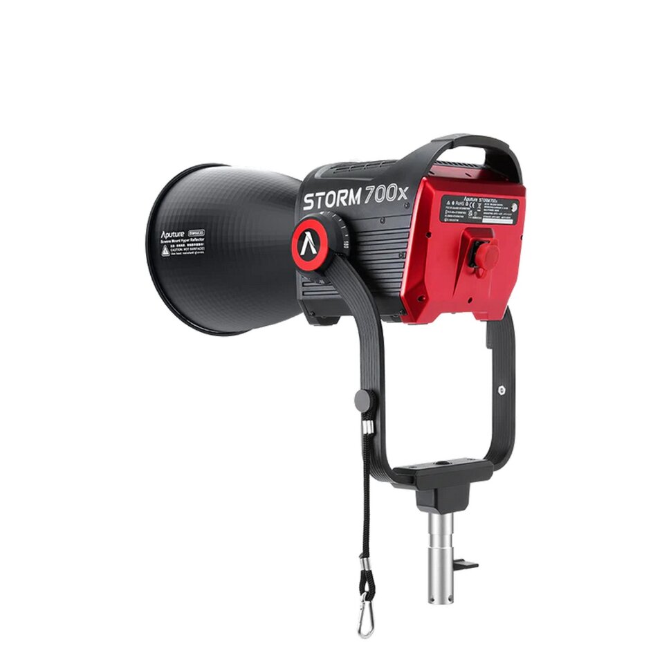 Осветитель Aputure STORM 700x Осветитель Aputure STORM 700x