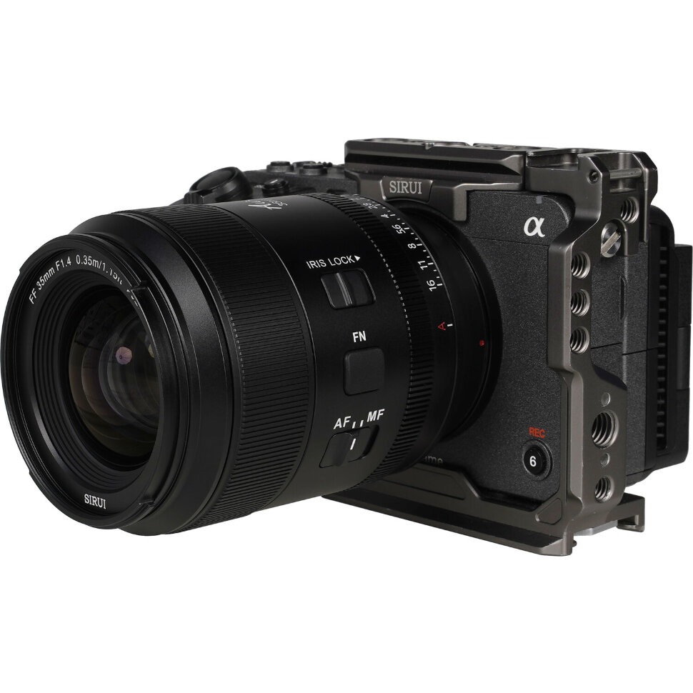 Объектив Sirui Aurora 35mm F1.4 FF AF X-mount Объектив Sirui Aurora 35mm F1.4 FF AF X-mount