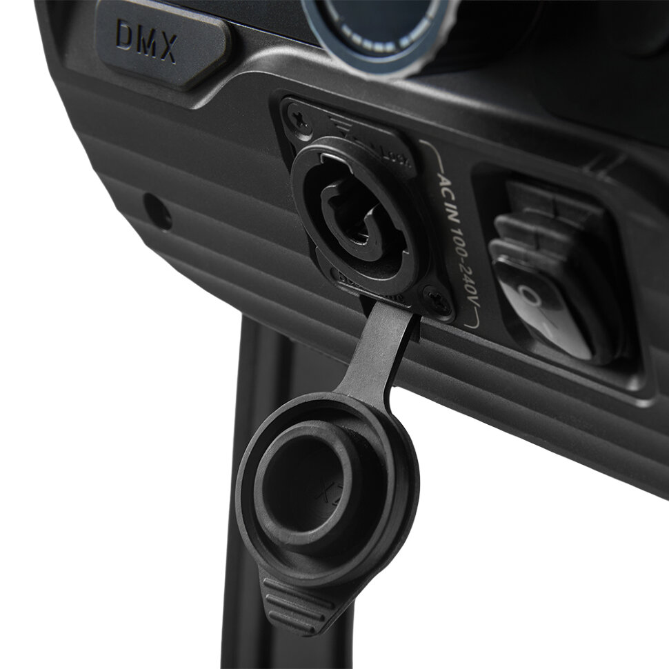 Осветитель amaran Ray 660c Осветитель amaran Ray 660c